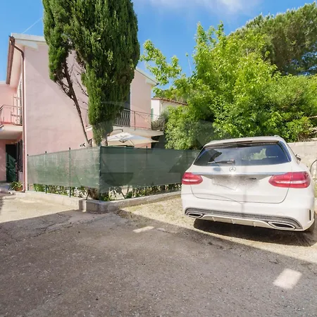 Via Del Mare 20 - Goelba アパート プロッキオ